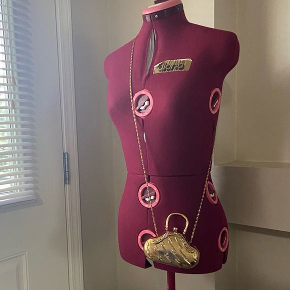 Vintage Style Paris women gold tone and white rhinestone metal case purse. Used. - Picture 13 of 16